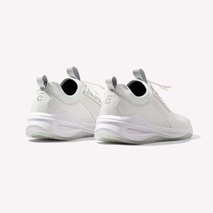 Clove Nursing Shoes. Brilliant White. Size 6